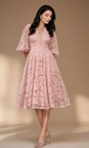 rochie midi din dantelă roz