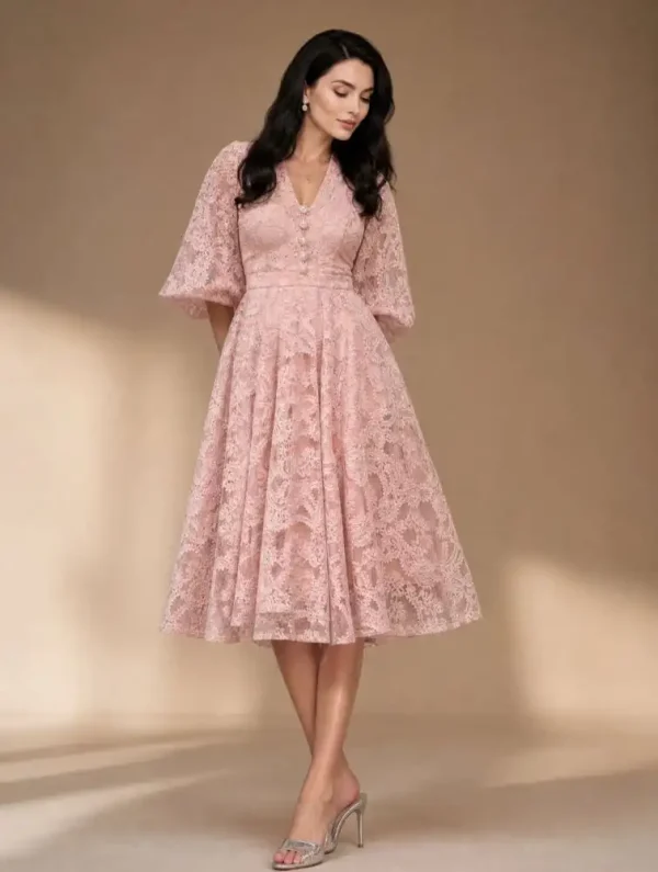 rochie midi din dantelă roz
