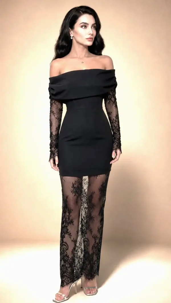 Rochie neagră cu dantelă și umeri goi Elodie